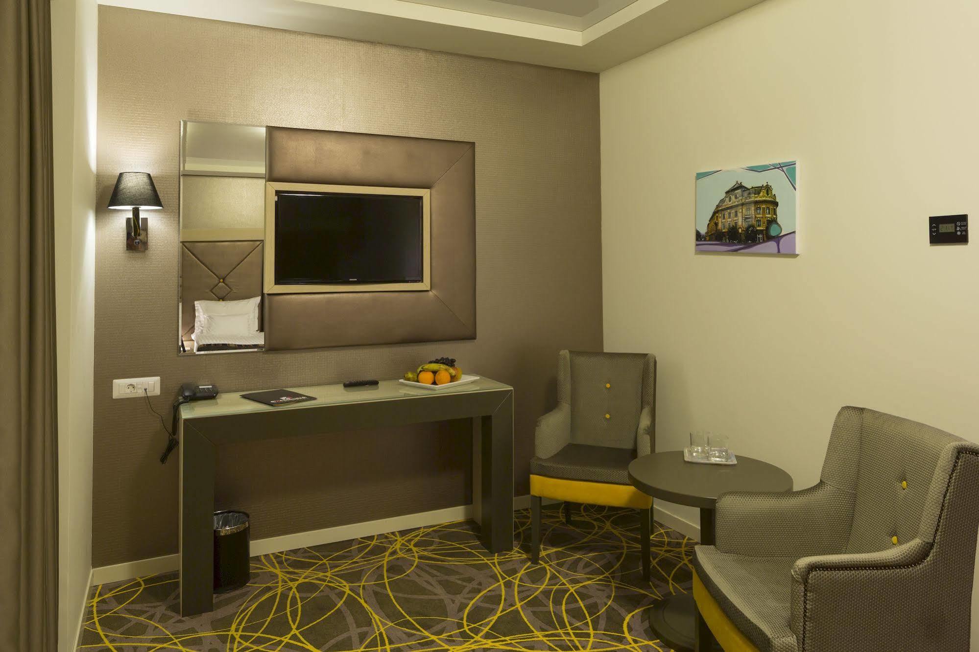 Exclusive Hotel & More Sibiu Exterior photo